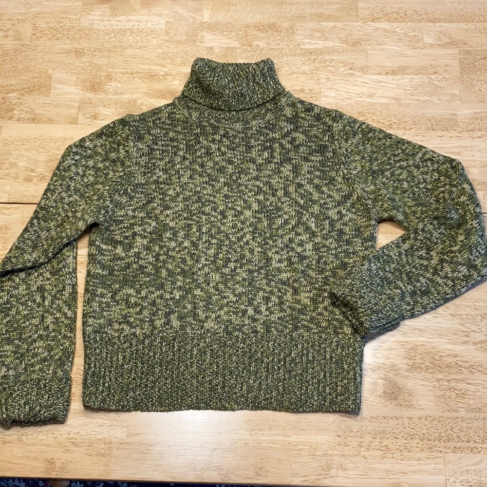 Beautiful vintage Forenza sweater